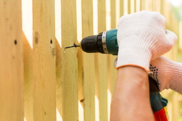 5 Fence Installation Mistakes to Avoid - Hercules Fence Virginia Beach